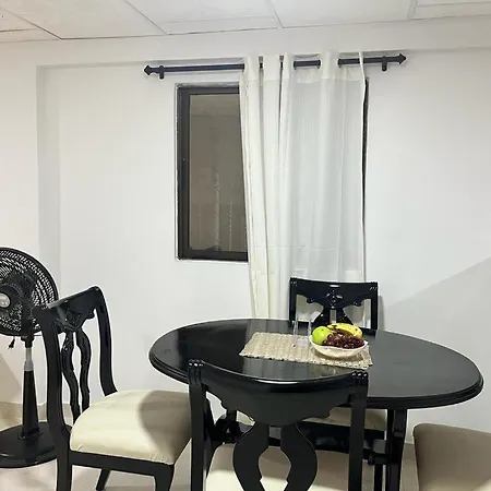 Hostal La Nina Carmen Apartamento *